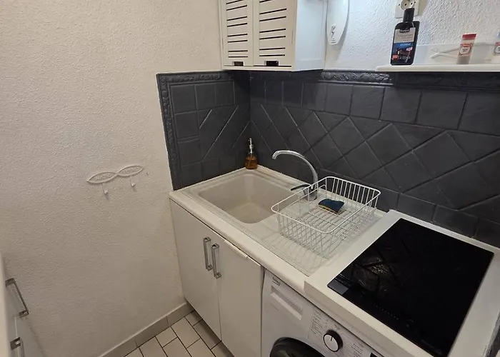 Alhambra Joli Proche Richelieu Cap D'agde *